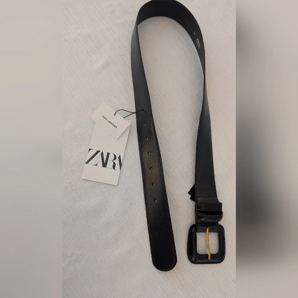 NWT Zara  100% Leather Dark Brown Belt with Gold Buckle Woman's